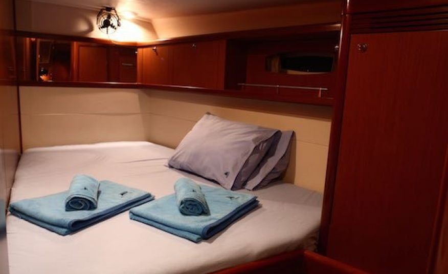 Sail Antares Beneteau Oceanis 54-7